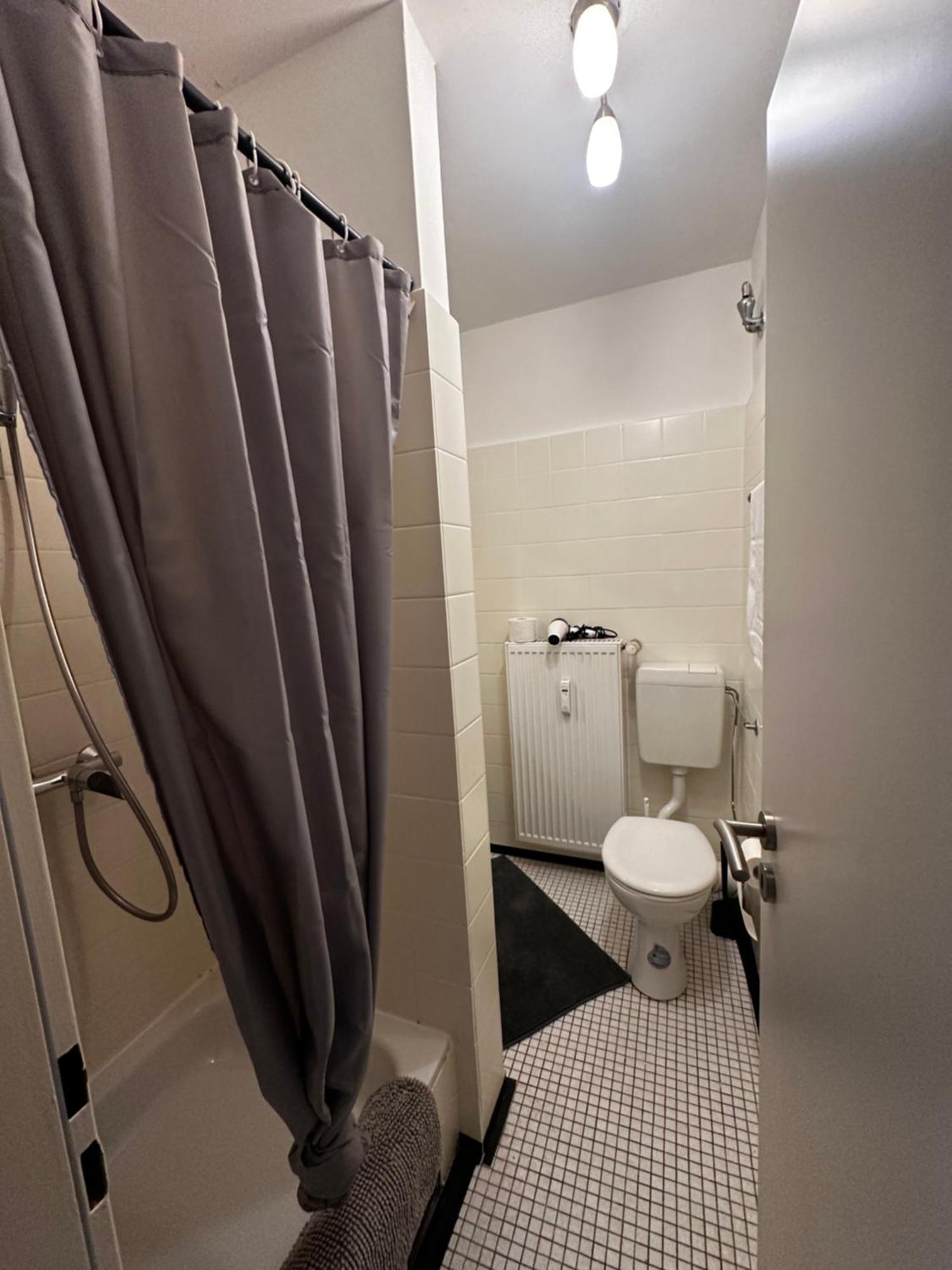 Apartment In Ruhiger Lage-Waschmaschine-Balkon Wolfsburg Eksteriør billede